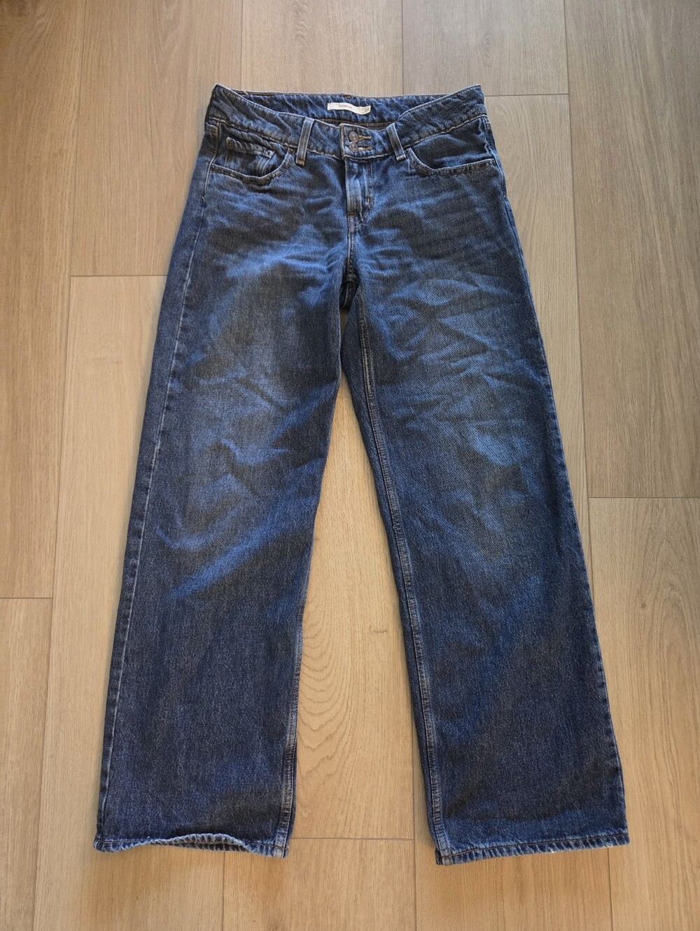 Levi’s super low Y2K loose jeans Womens 28